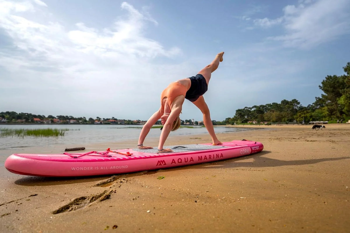 Aqua Marina Stand Up Paddle Coral 310 x 78 cm - Planche de SUP gonflable avec kit complet - Avec pagaie, pompe, sac à dos et aileron - Légère, stable et polyvalente