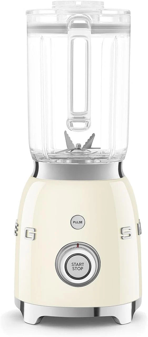 Smeg, Blender BLF03CREU 1,5 L, 4 Vitesses, 4 Fonctions Smoothie, Pulse, Glace Pilée et Autonettoyant, Bloc Moteur et Bouchon Doseur, Base Antidérapante, Range Cordon Intégré, 800W, Crème