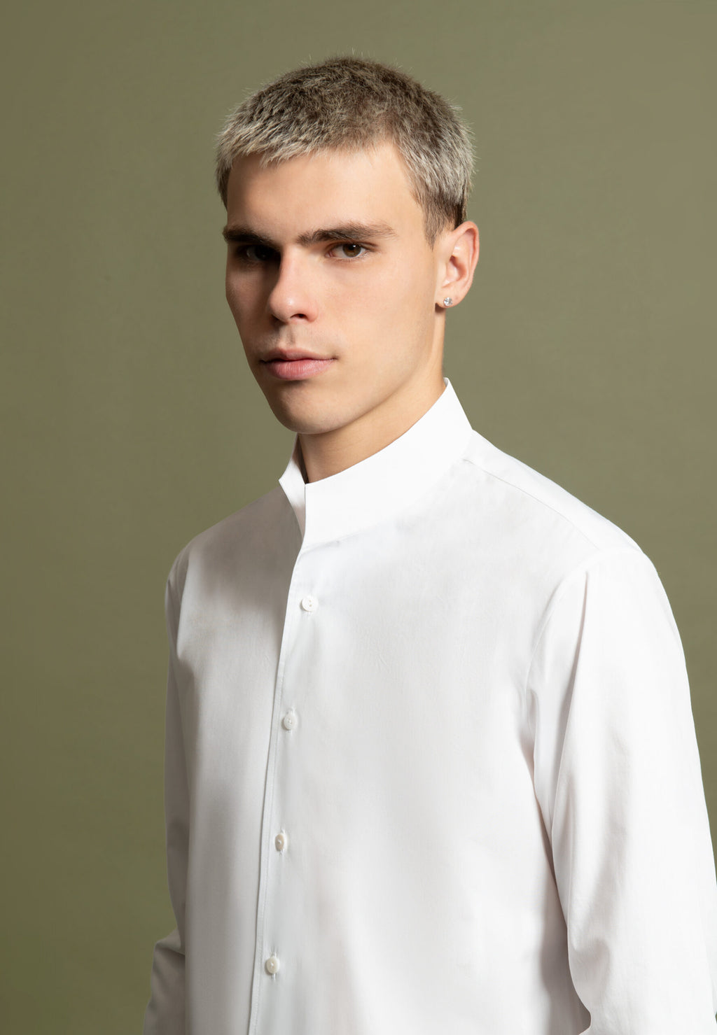 Chemise à col tulipe en popeline de coton blanc