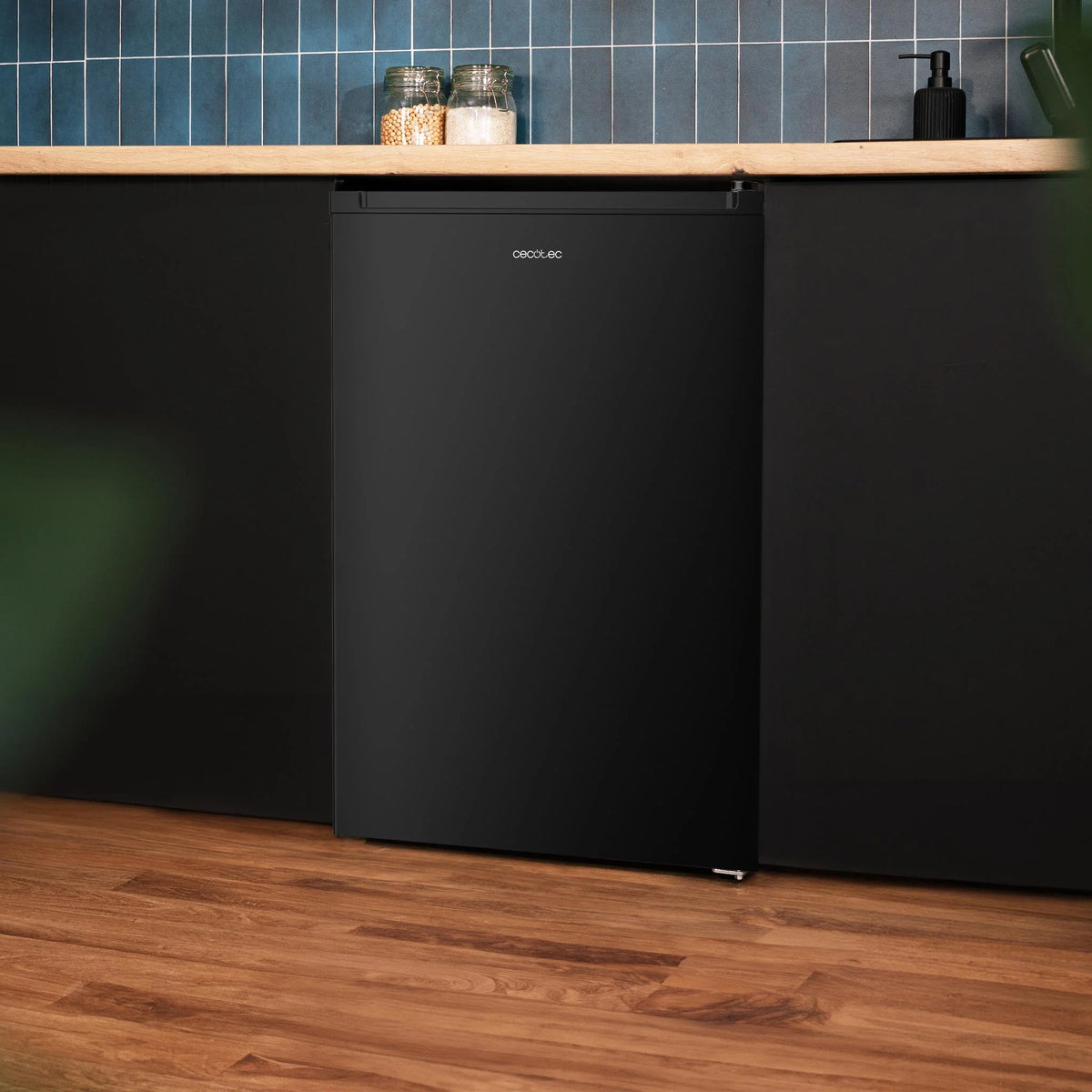 Bolero CoolMarket TT 133 L Black