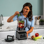 Ninja 3-en-1 Robot de cuisine et mixeur avec 5 programmes: Mixer, Mixer Max, Hacher, Mélanger, Purée, Bol 1,8L, Cruche 2,1L, Tasse 700ml, 1200W, lavables au lave-vaisselle, Auto-iQ, Noir BN800EU