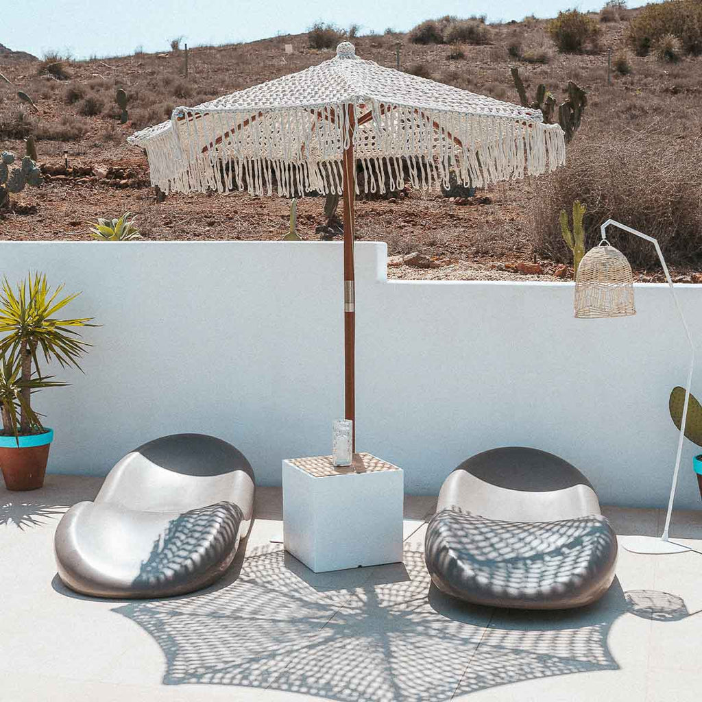 Sombrilla hecha de macramé BINIBECA para exterior ø210x229cm
