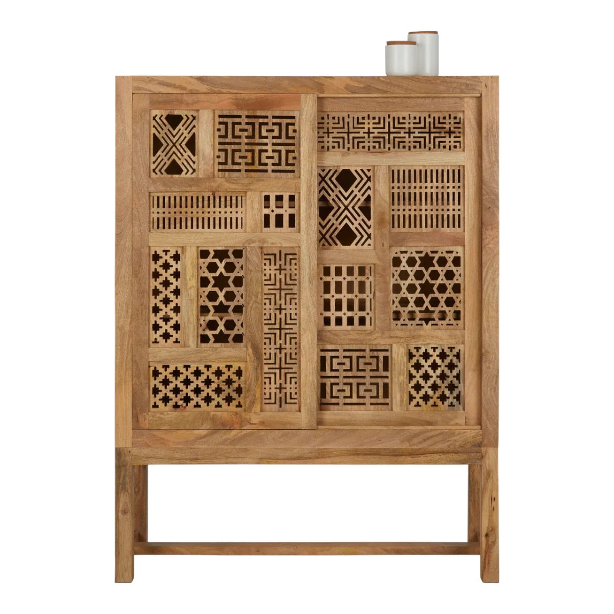 Nismaaya Naarah Cabinet