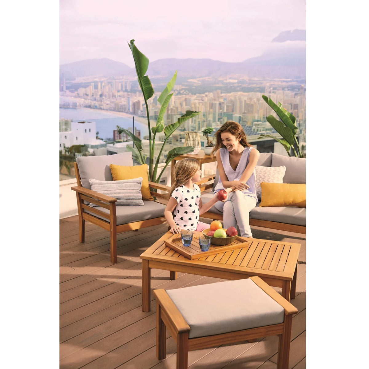 Conjunto de Jardín Mesa + Sofá + 2 Sillones + Mesa Auxiliar + Asiento Otomano + Bandeja de Madera, Bali