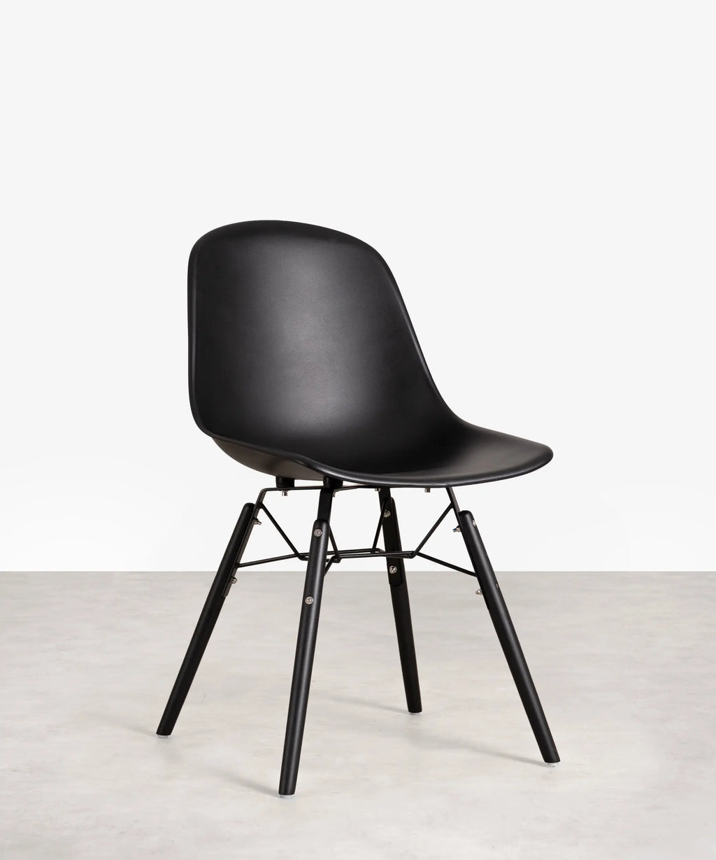 Silla de Polipropileno y Madera Elon