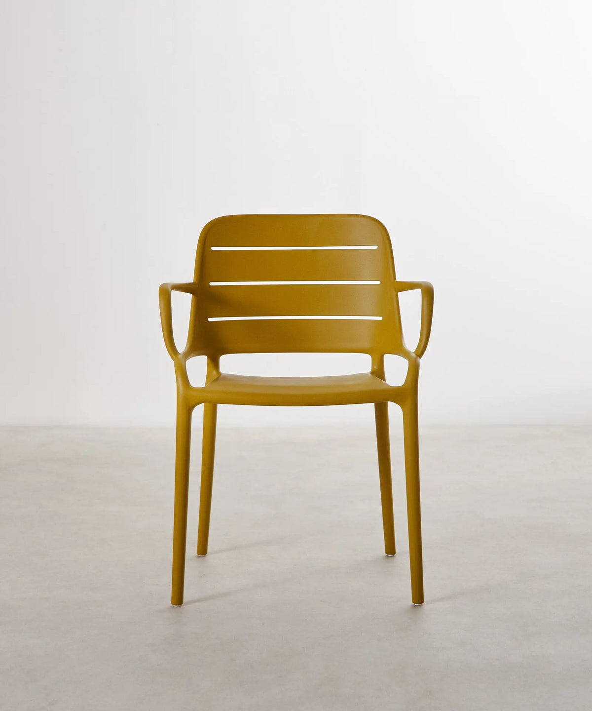 Silla de Polipropileno con Reposabrazos Mila