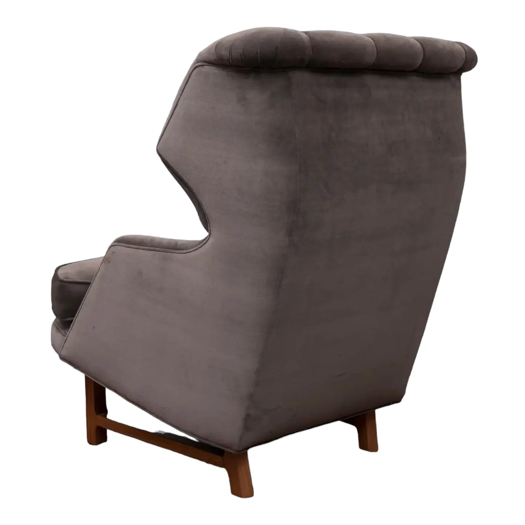 Nismaaya Aldrich Wing Chair