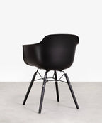 Silla de Polipropileno y Madera Elon Arms