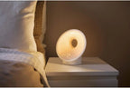 Philips Wake-up Light HF3651/01 Despertador de luz natural, múltiples luces y sonidos, luz de medianoche y radio FM, con cargador móvil, Plástico, Blanco, 12 x 19 x 19 cm, 1 kilogramo