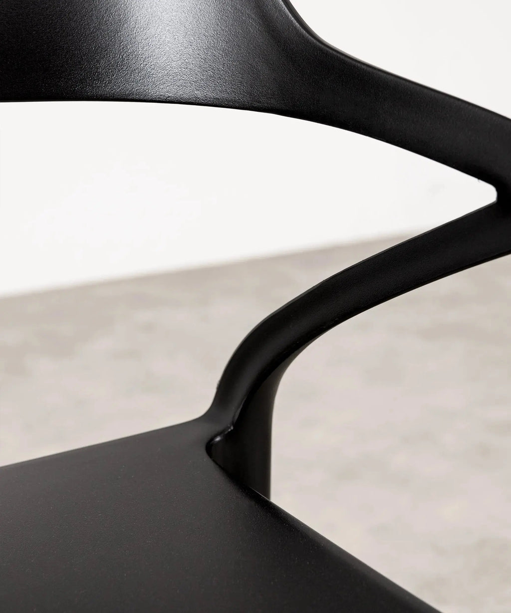 Silla de Polipropileno con Reposabrazos Grace