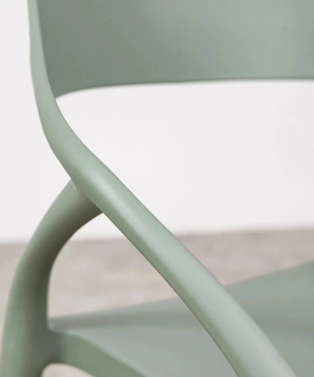 Silla de Polipropileno con Reposabrazos Grace