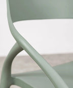 Silla de Polipropileno con Reposabrazos Grace