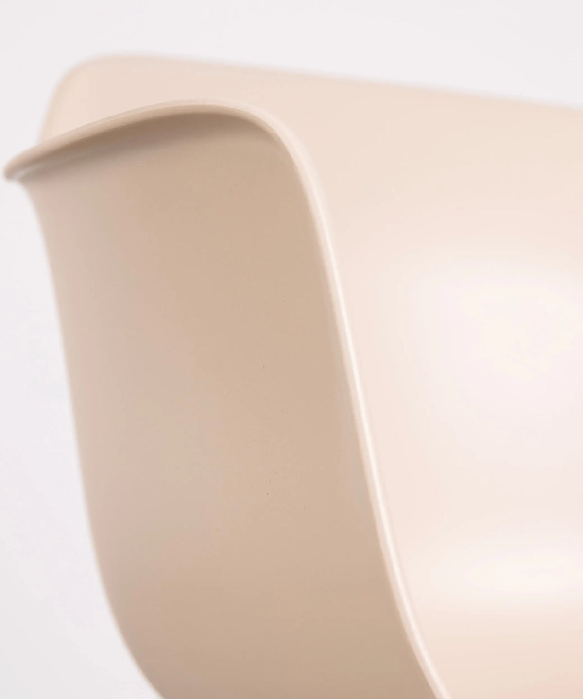 Silla de Polipropileno y Madera Elon Arms
