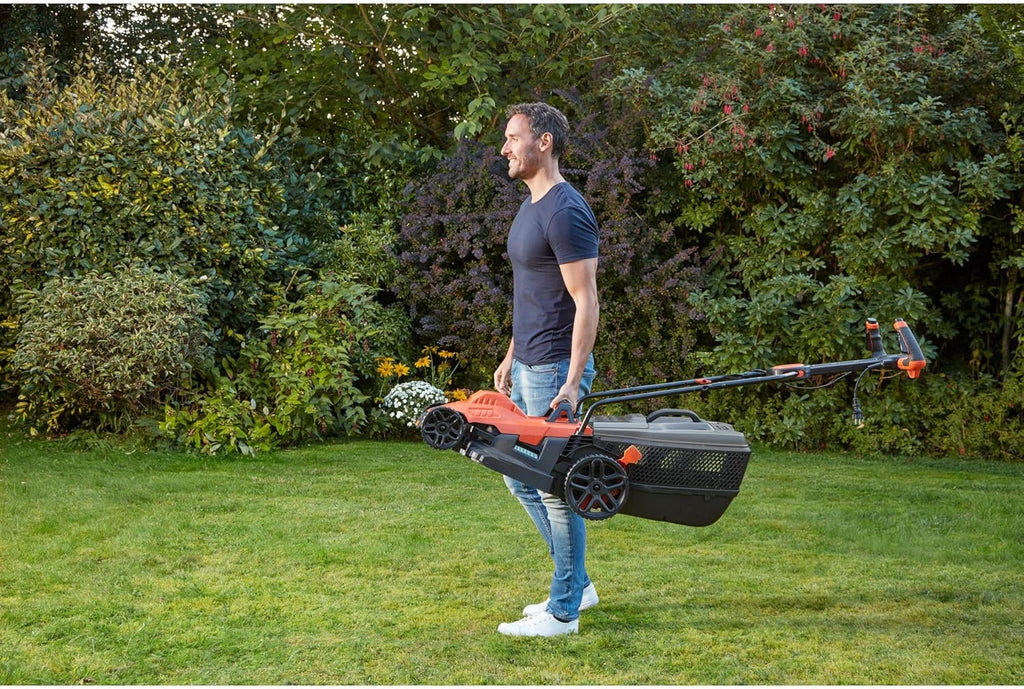 BLACK+DECKER BEMW471ES, Cortacésped eléctrico 1.600W 38 cm, Anchura de Corte de 38 cm, 6 Alturas Ajustables de Corte de 20, 30, 40, 50, 60 y 70 mm, Mango EASYSTEER de 3 Posiciones