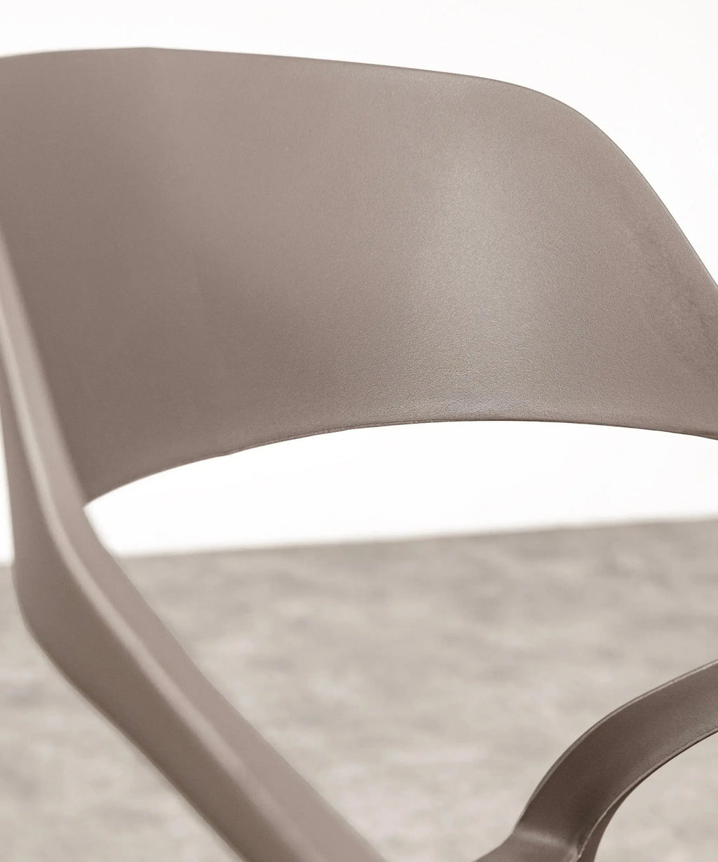 Silla de Polipropileno con Reposabrazos Grace