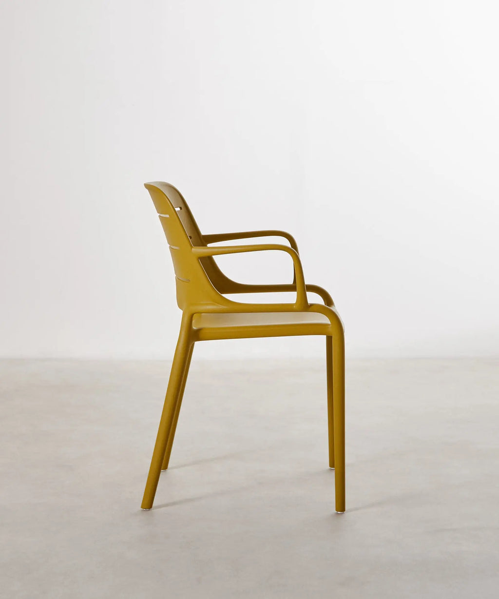 Silla de Polipropileno con Reposabrazos Mila