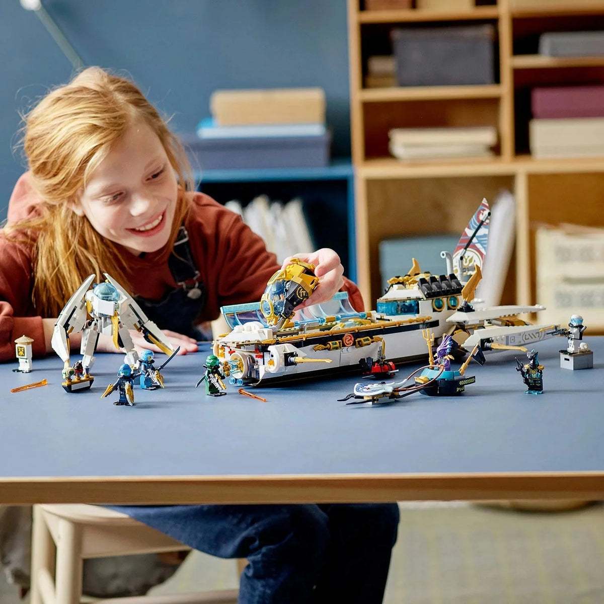 LEGO NINJAGO Hydro Bounty, Set de Construcción de Submarino 71756 con Minifiguras de Kai y Nya, Juguetes Ninja, Regalos para Niños y Niñas a partir de 9 años