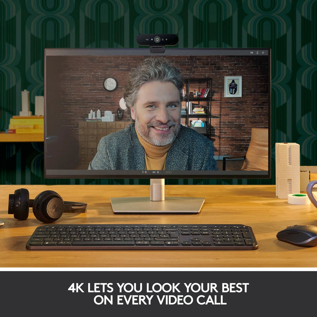Logitech - Webcam 4K Pro 4096 x 2160 con Micrófono con Cancelación de Ruido - Negro