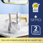 Waterpik – Hydropulseur Ultra professionnal, Jet dentaire avec 6 embouts et 10 niveaux de pression, Élimine la plaque, Blanc (WF-660EU)