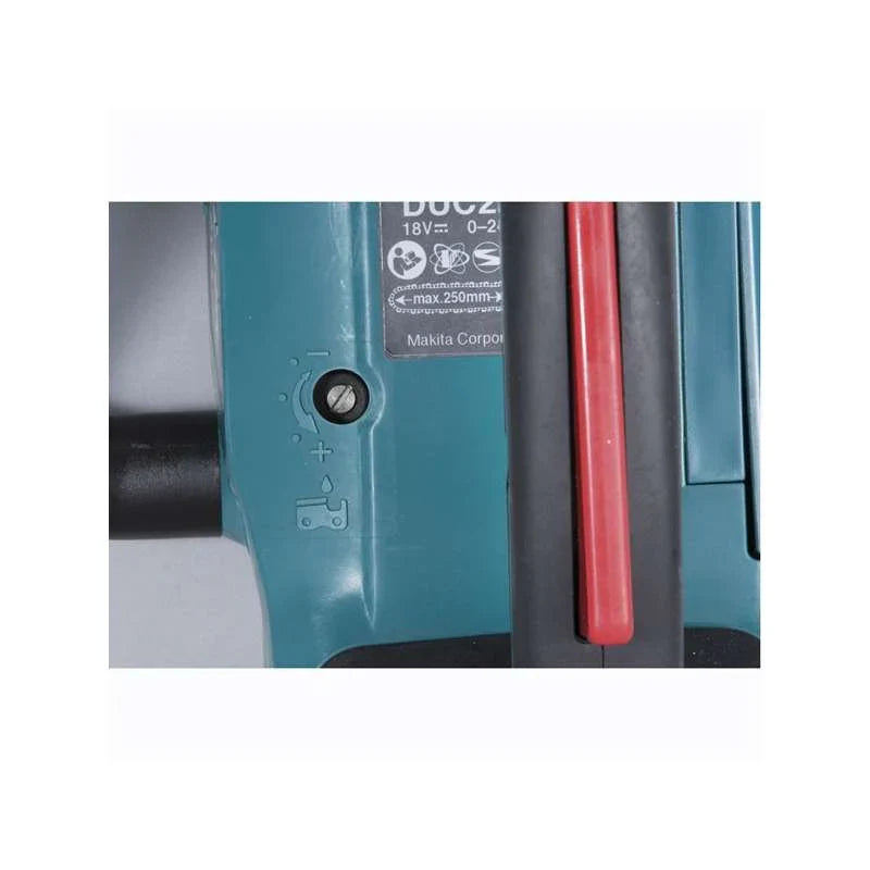 Tronçonneuse d'élagage MAKITA DUC254Z 18V Li-Ion 25cm (vendu sans batterie)